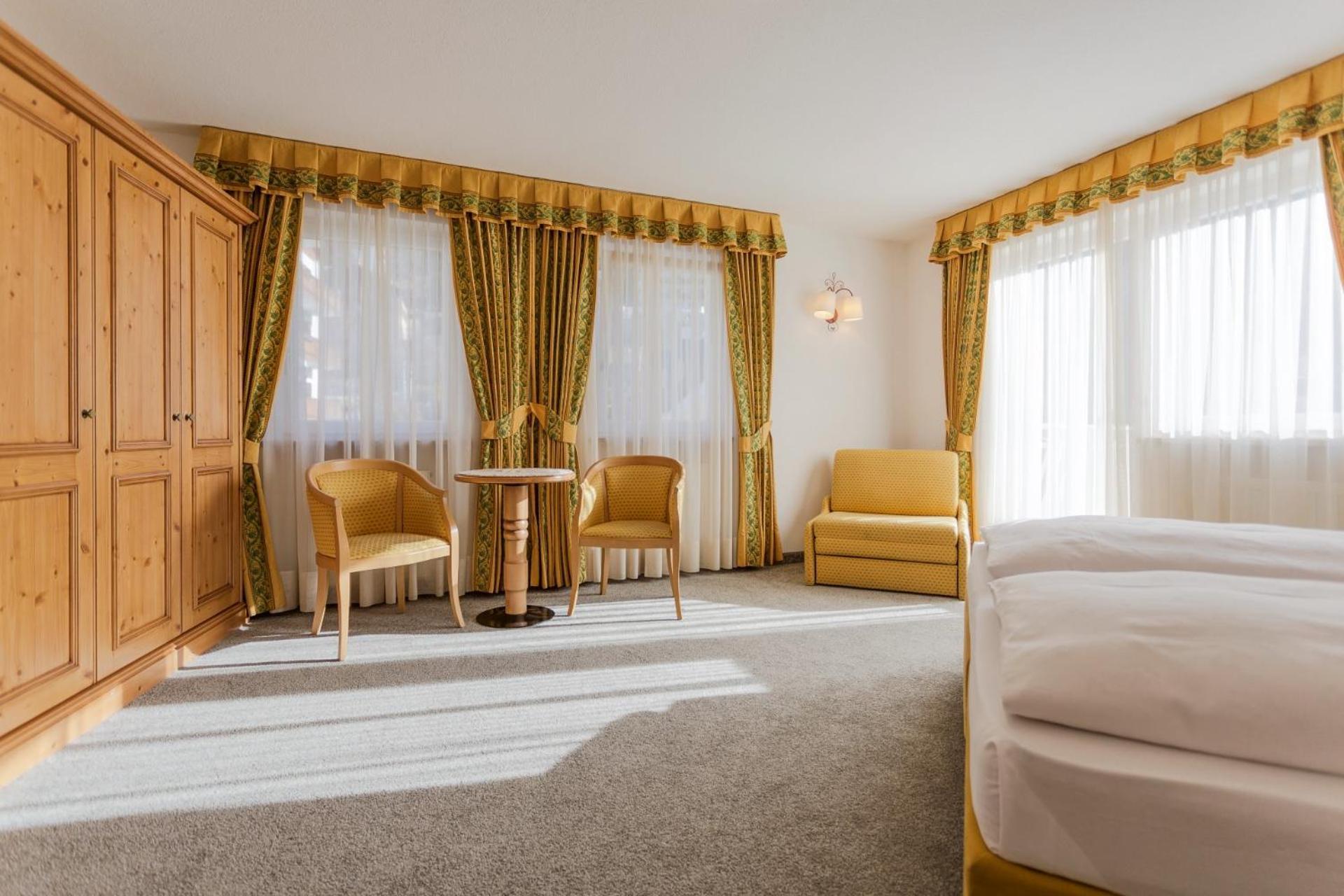 Hotel Maria Ortisei Exterior photo